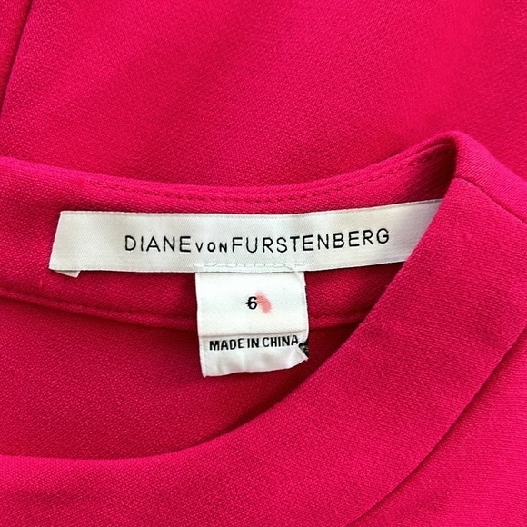 Diane von Furstenberg DVF Hot Pink Fleur Sleeveless Mini Dress Split Neck Size 6 - Picture 8 of 10